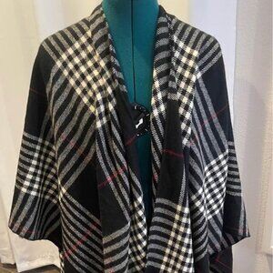 Croft and Barrow Women’s Black, Red & White Plaid Wrap/Shawl